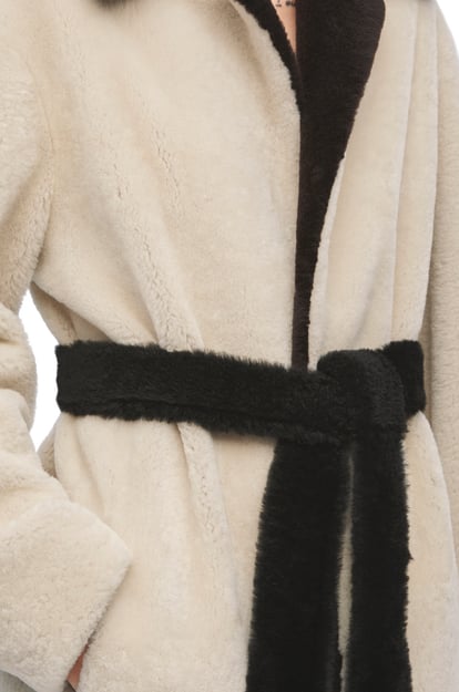 LOEWE Manteau en peau lainée DORÉ/NOIR/MARRON plp_rd