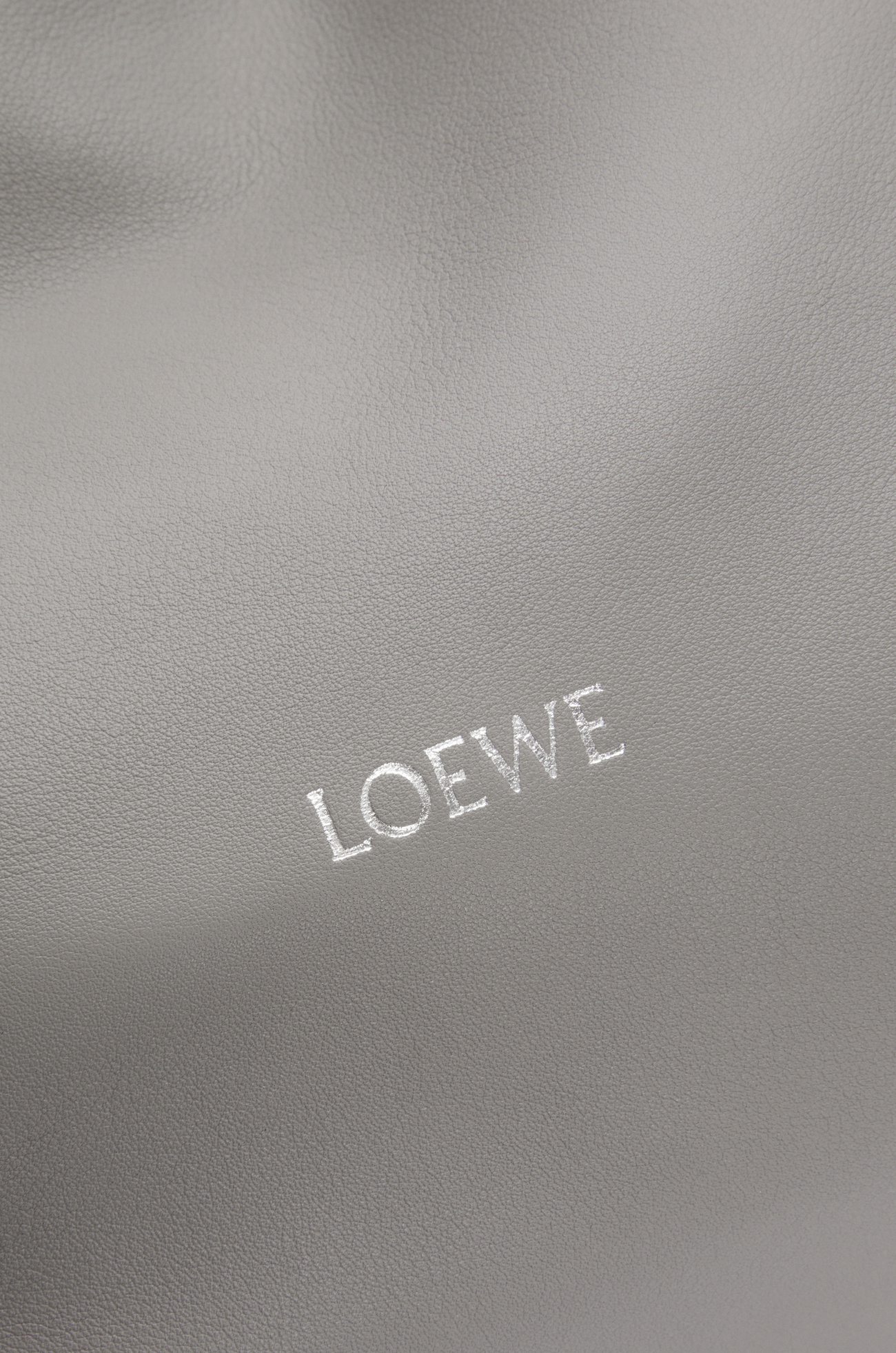 LOEWE Bolso Flamenco purse mediano con lentejuelas Gris Perla plp_rd