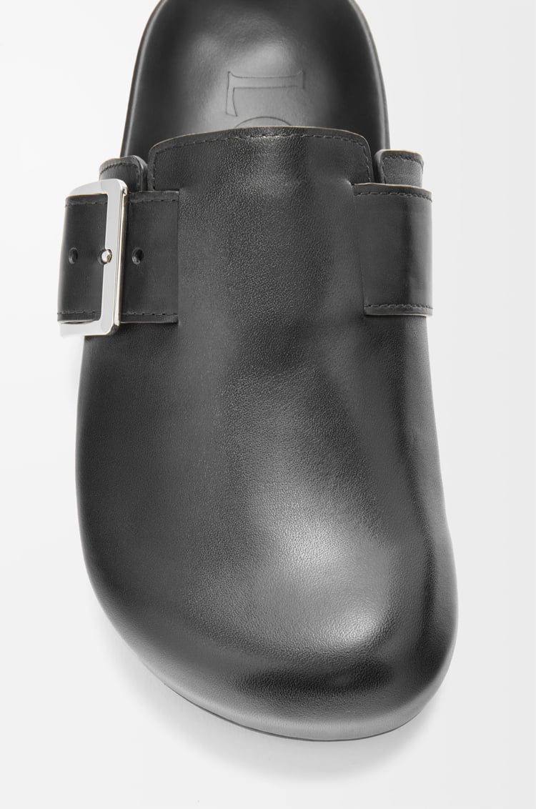 LOEWE Ease Buckle 植鞣小牛皮穆勒鞋 黑色