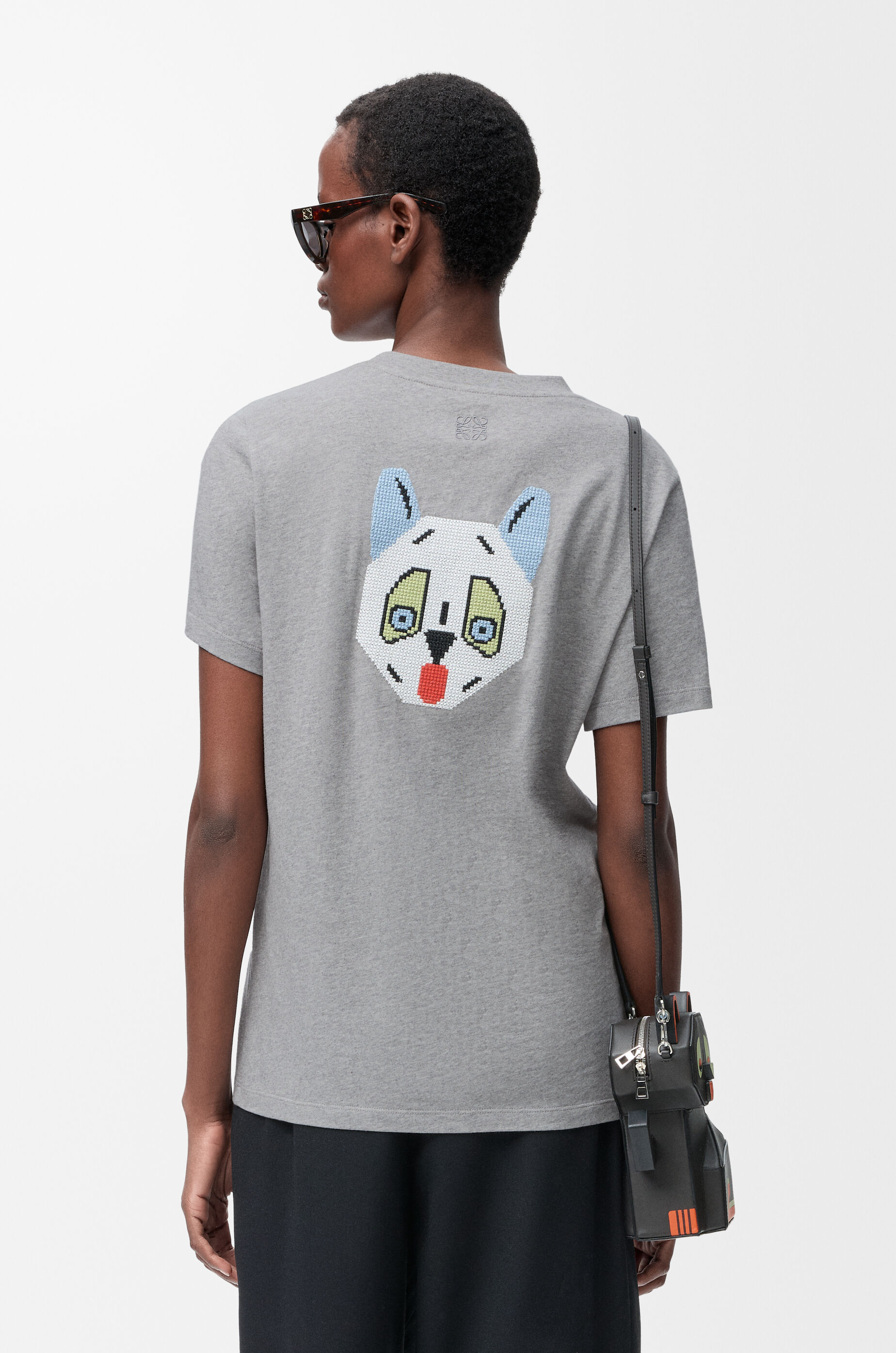 レギュラーフィット Tシャツ（コットン） グレー - LOEWE