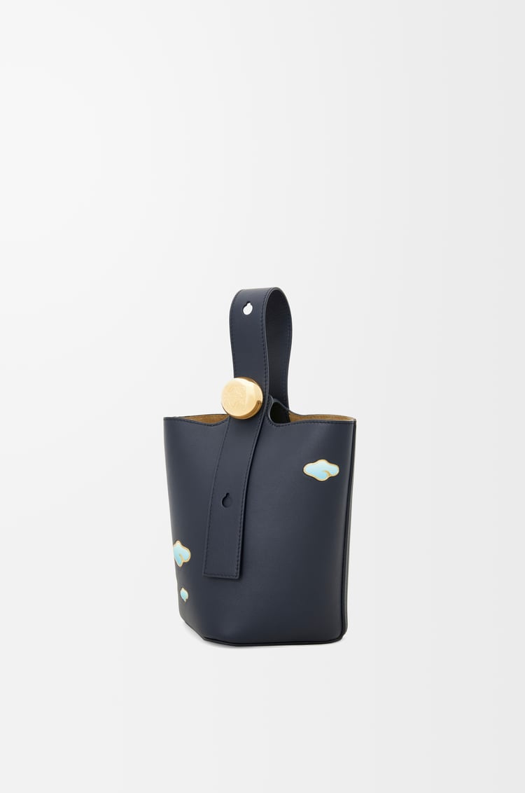 LOEWE ペブル バケットバッグ ミニ（ナパカーフ） Dark Ink
