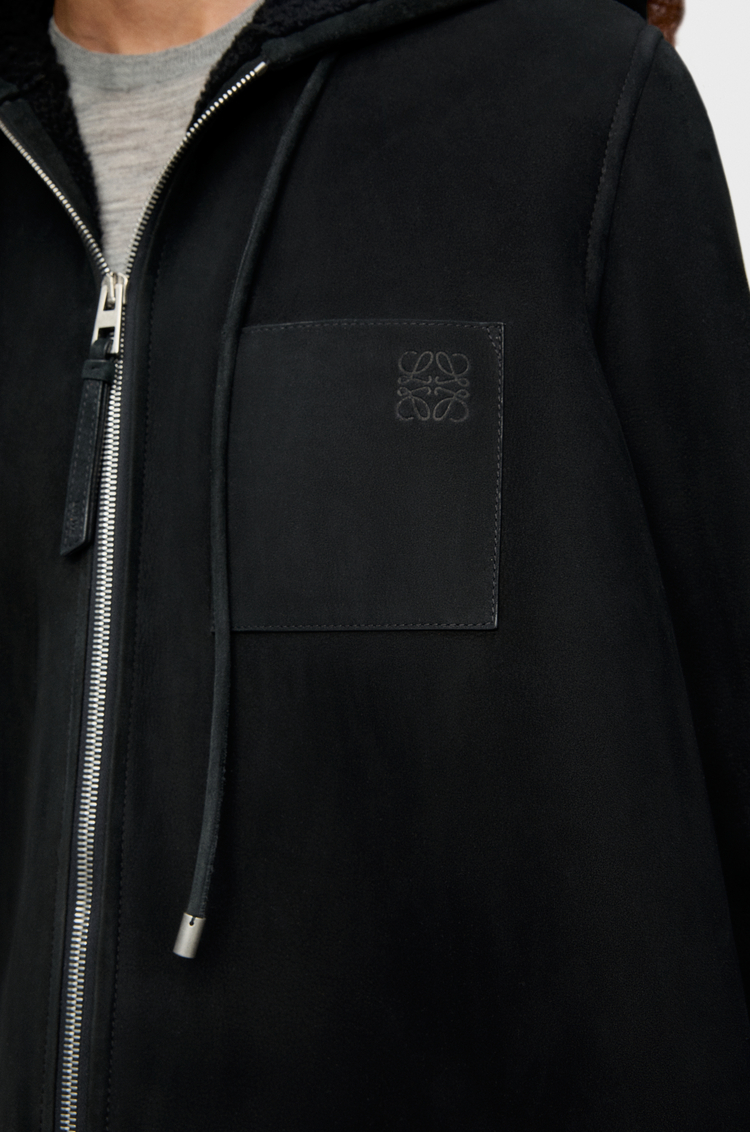 LOEWE Hooded jacket in shearling Negro