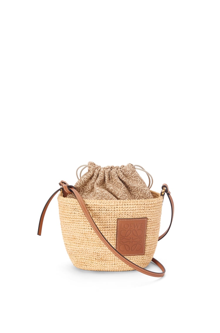 LOEWE Pochette bag in raffia and calfskin Natural/Tan