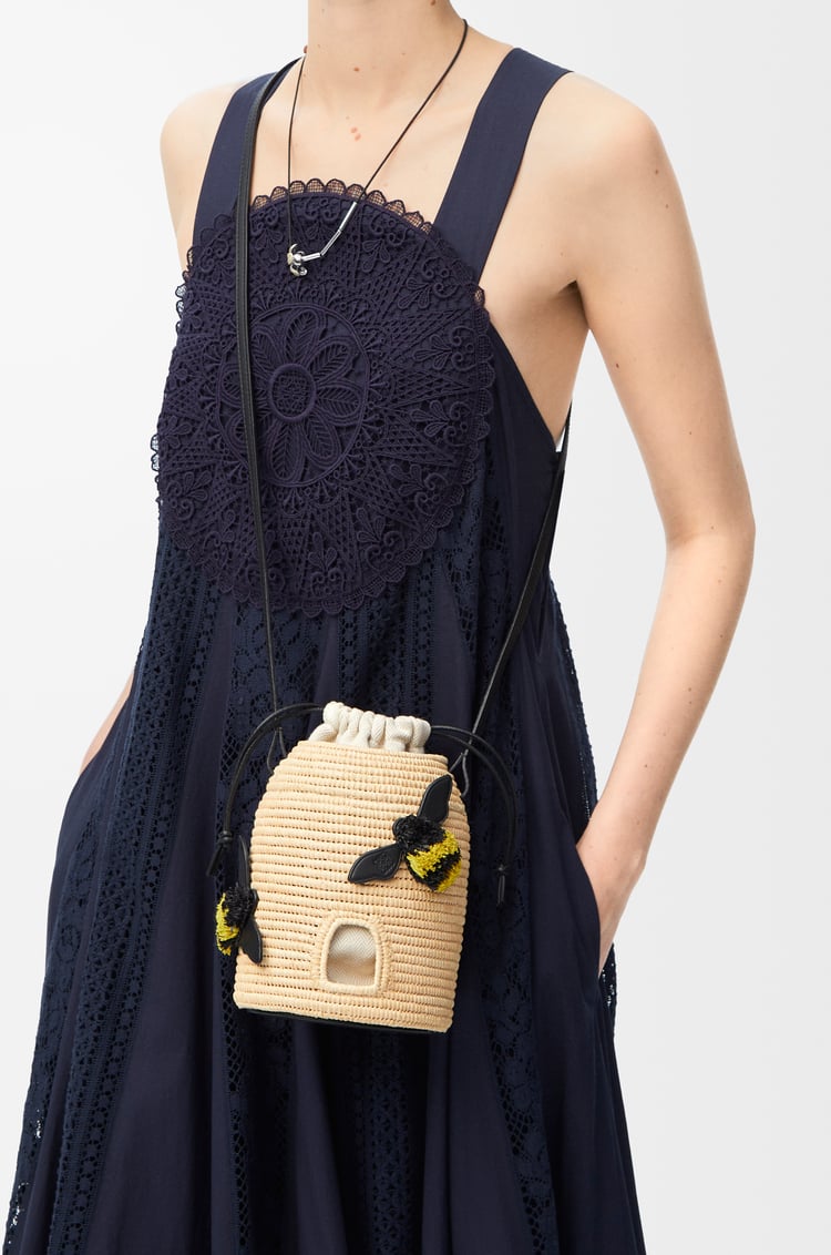 LOEWE Beehive basket in raffia and calfskin Natural