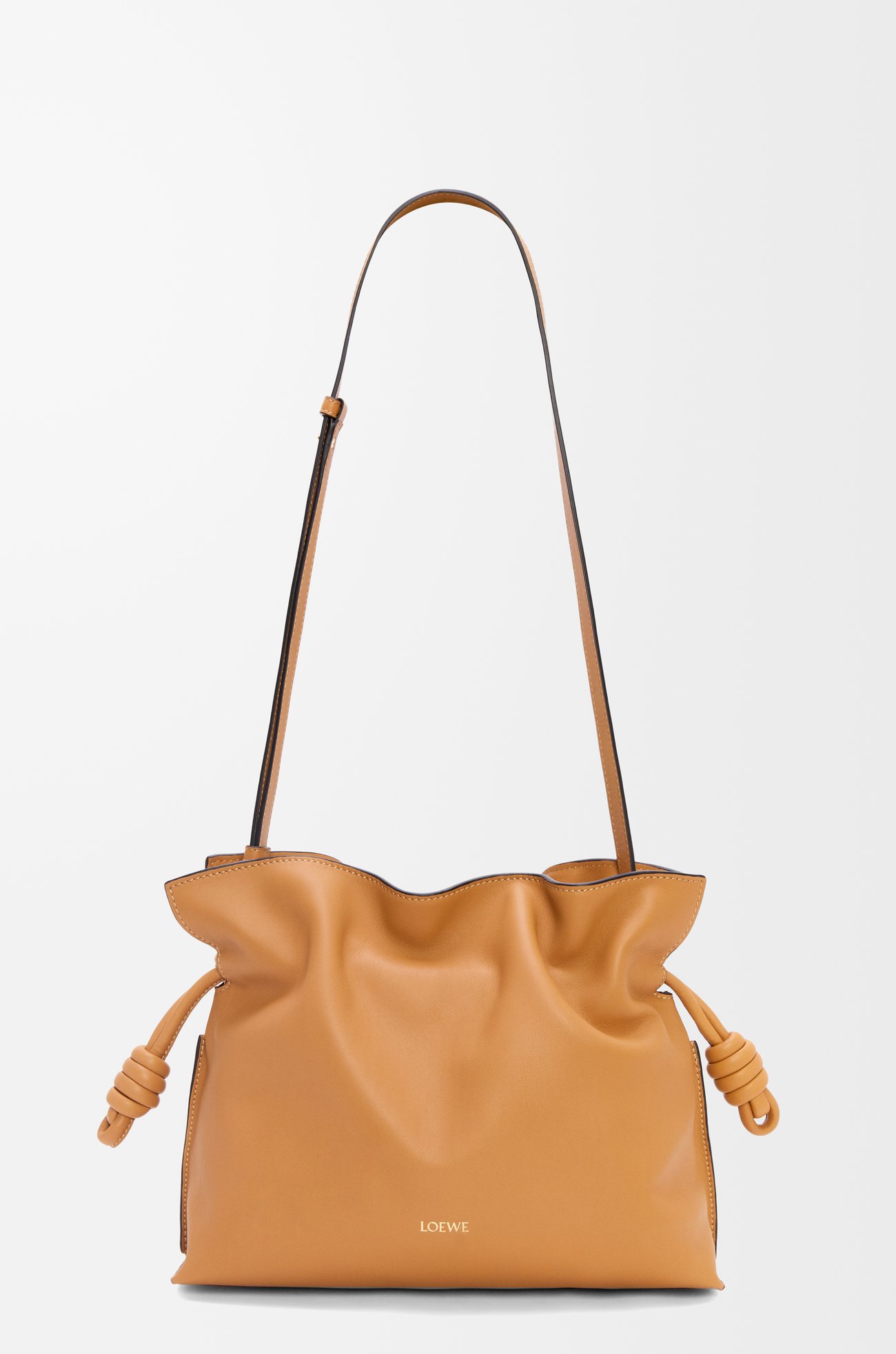 LOEWE 中型納帕小牛皮 Flamenco 手拿包 溫暖沙漠色