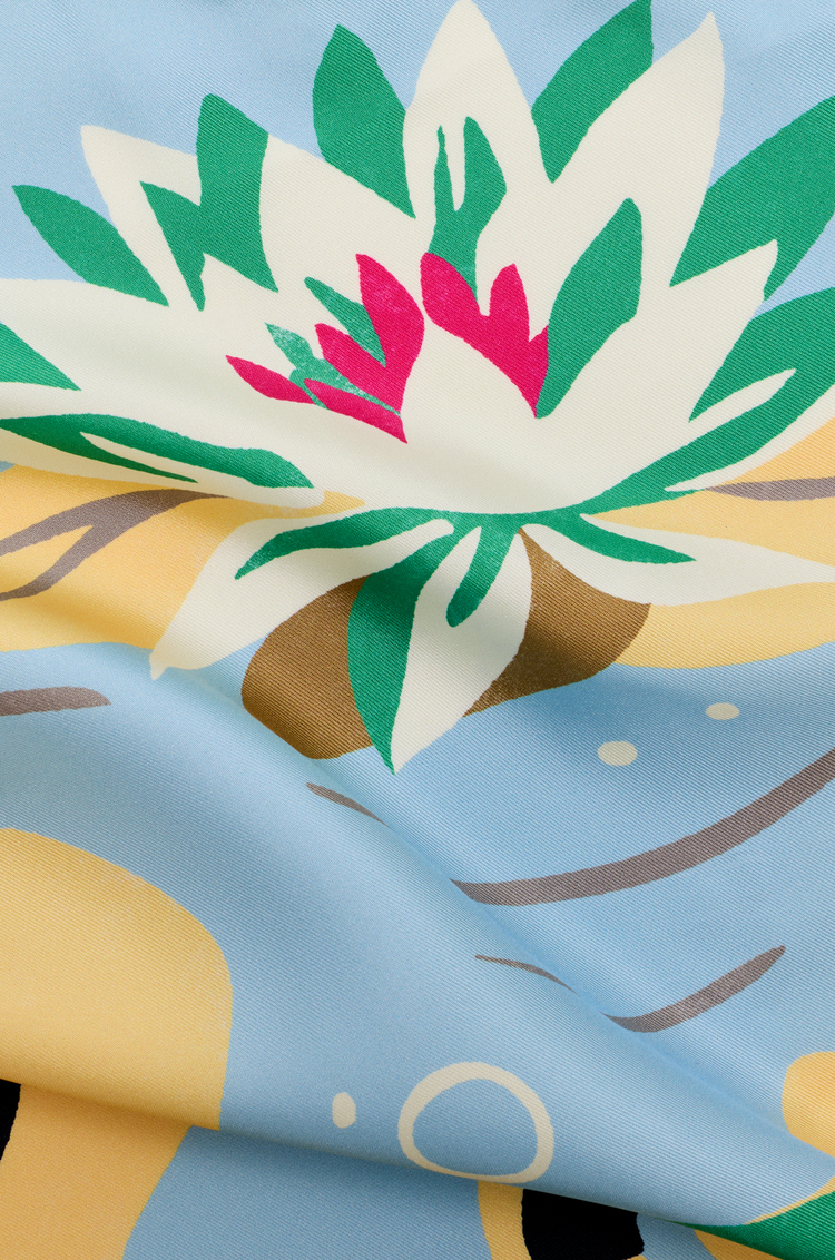 LOEWE 真絲圍巾 米色/淺藍色