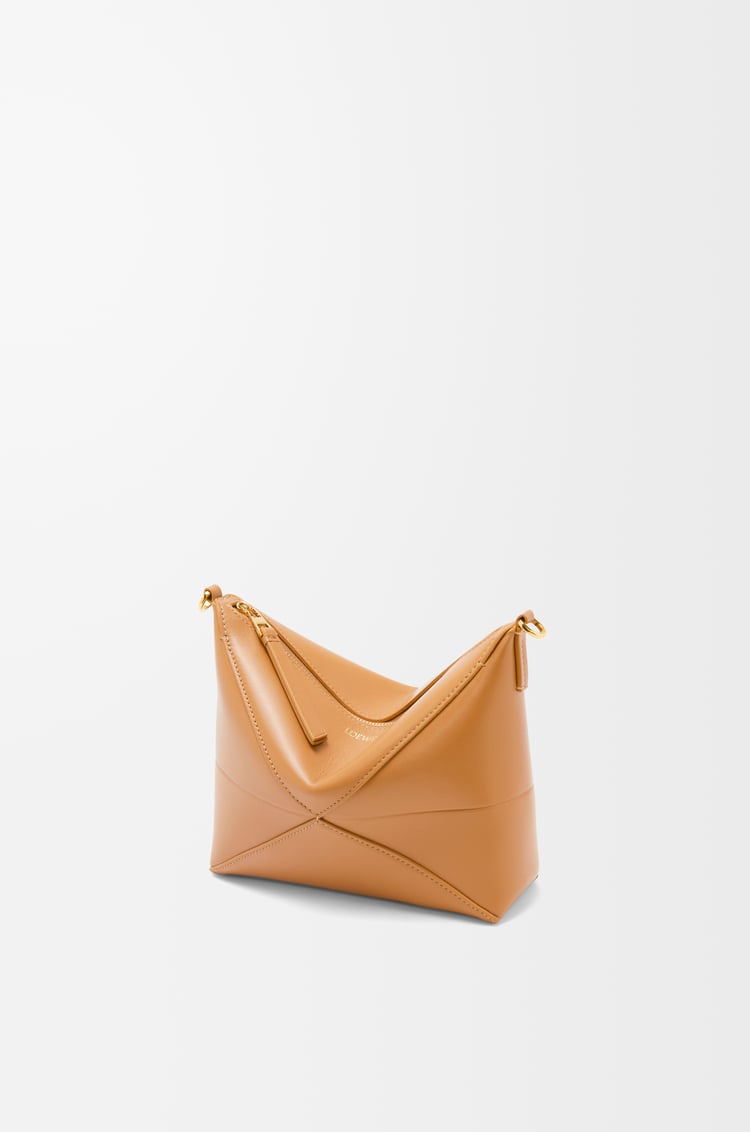LOEWE Puzzle Fold pouch en piel napa de ternera Desierto Cálido