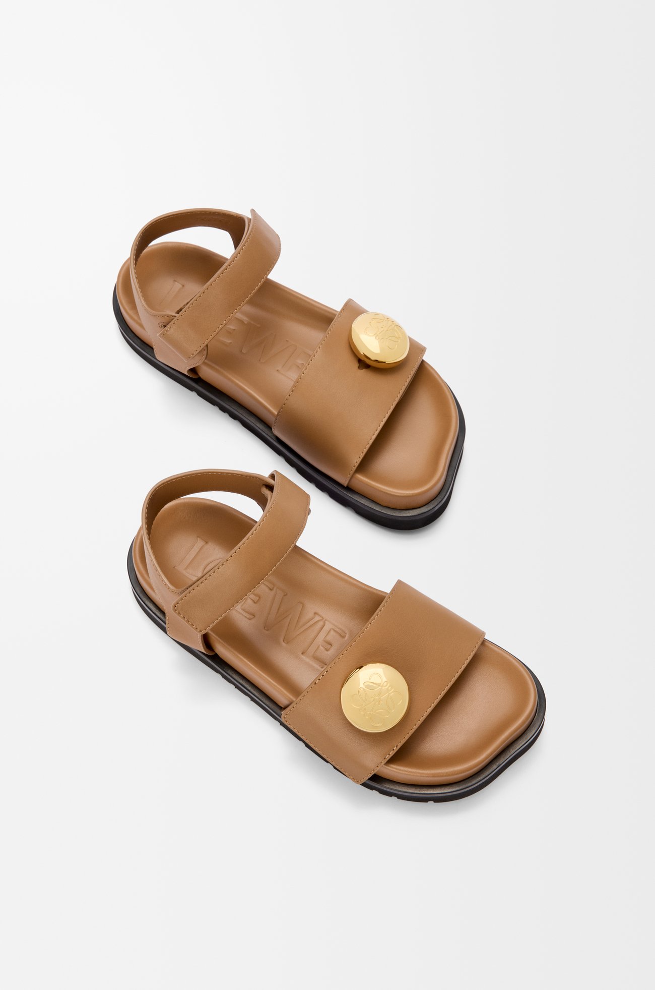 LOEWE Pebble fussbett sandal in soft calfskin Oak