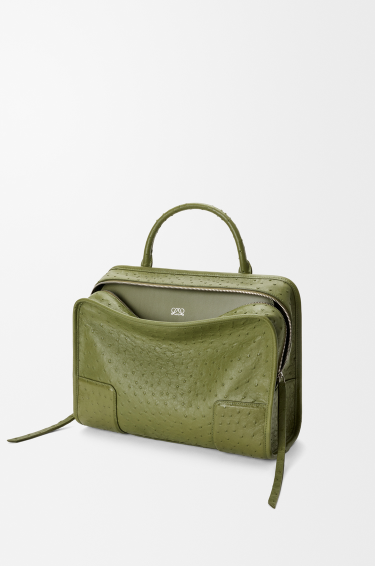 LOEWE Große Amazona 180 Tasche aus Straußenleder Frühlingsgrün