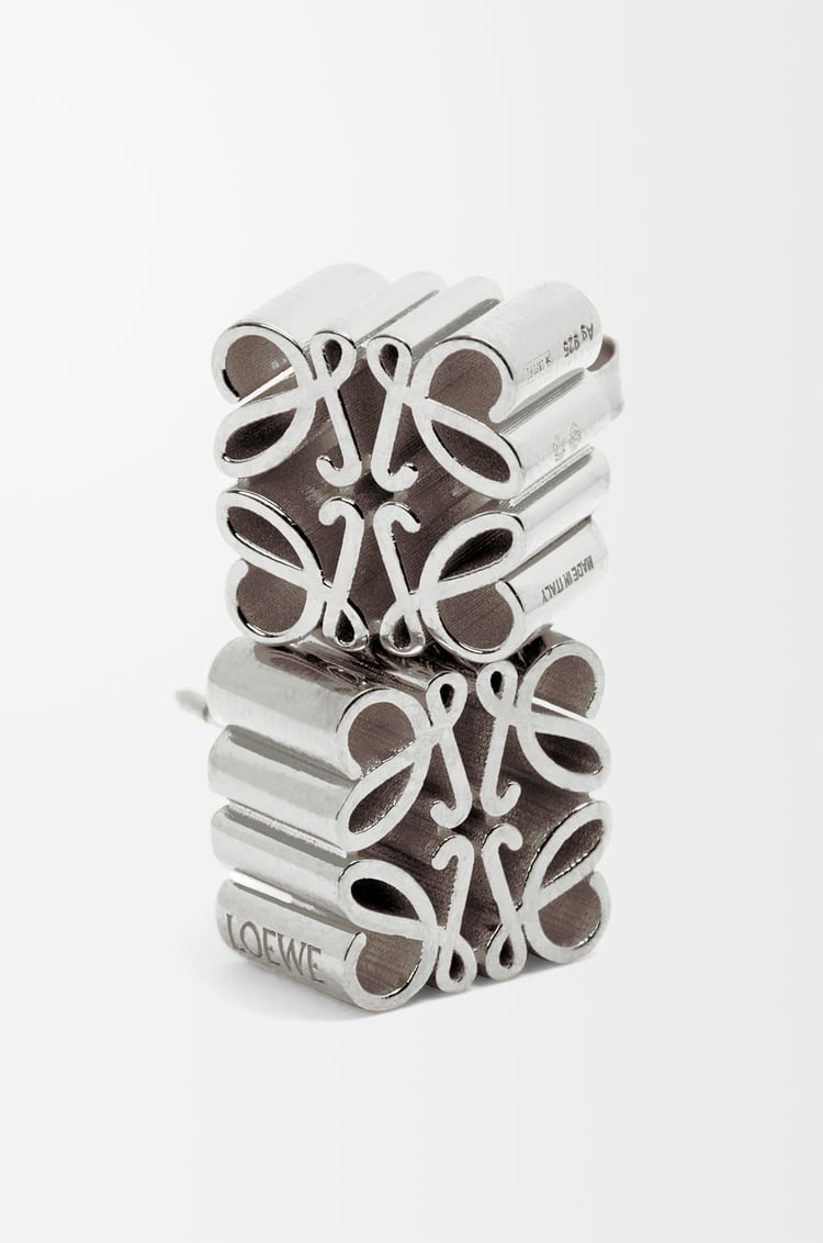 LOEWE Pendientes Anagram en plata de ley Plata
