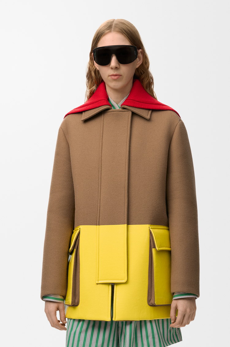 LOEWE Abrigo en lana Camel