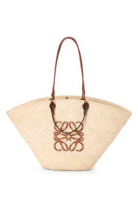 LOEWE Large Anagram Basket bag in iraca palm and calfskin Natural/Tan plp_rd