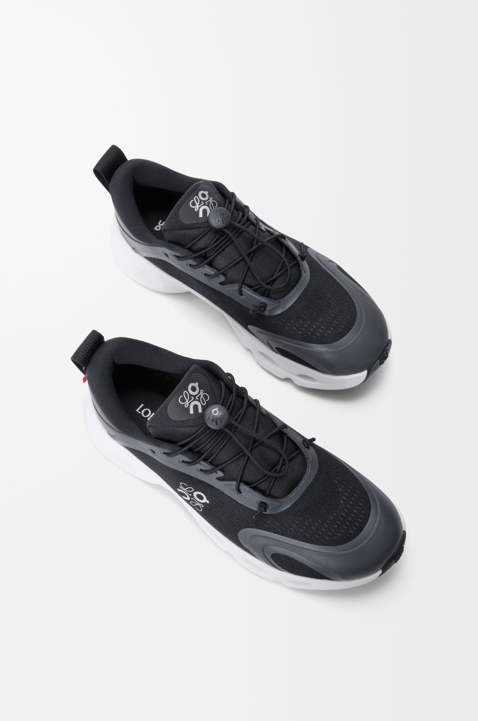 クラウドソロ スニーカー ブラック - LOEWE