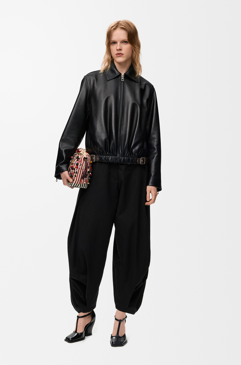 LOEWE Chaqueta con cinturón en piel napa de cordero Negro