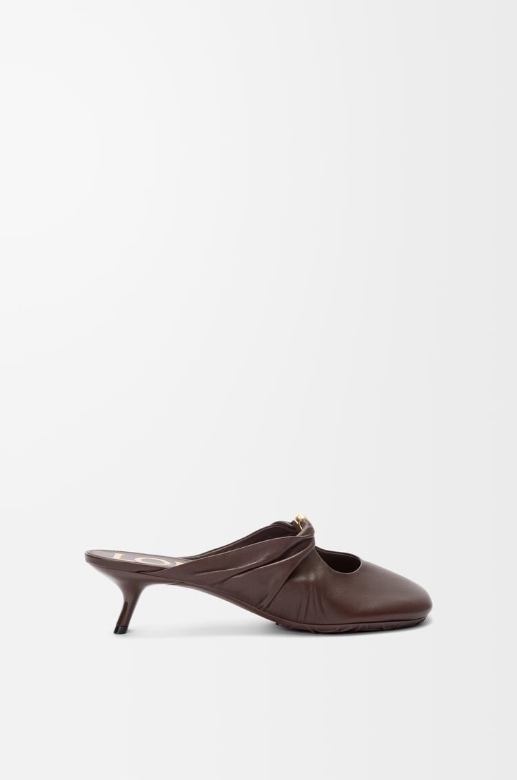 LOEWE ペブル ソフト ミュール（ナパラム） ブラウニー