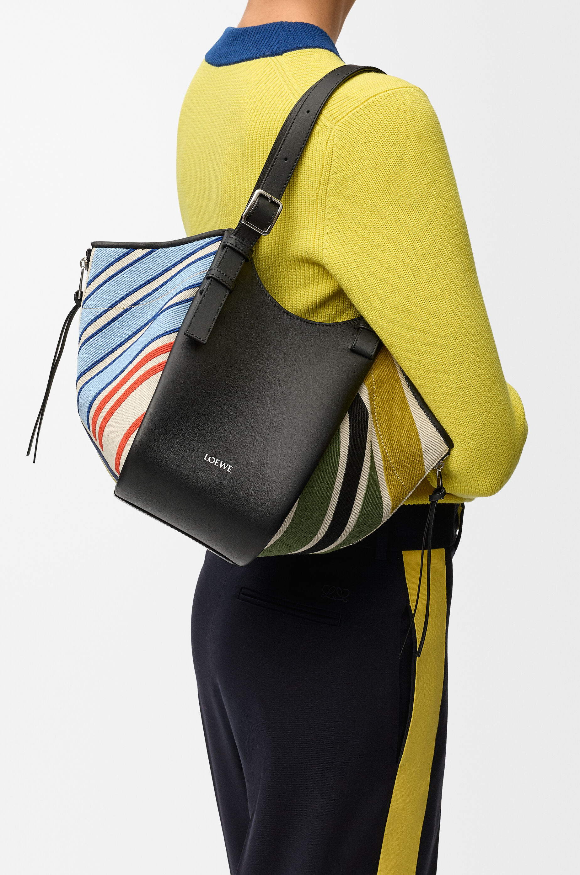 LOEWE ハンモック フリップ バッグ ハンモック フリップ バッグ（エンブロイダリーキャンバス&カーフ