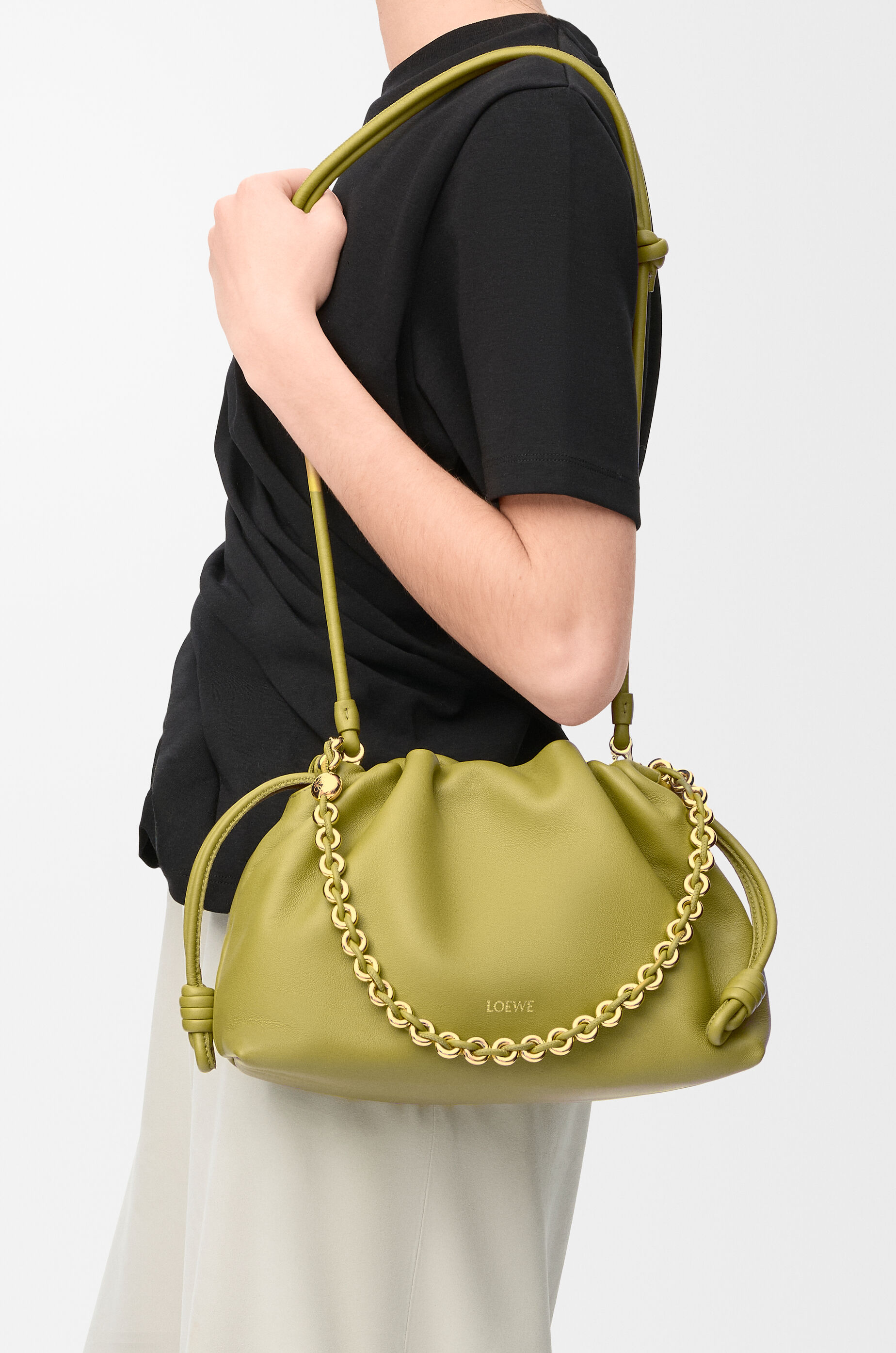 バッグ・カバンその他 Loewe Flamenco Purse medium Light Moss Medium Flamenco purse in mellow nappa lambskin Green - LOEWE