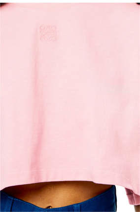 LOEWE Camiseta cropped de algodón con anagrama Rosa Claro plp_rd
