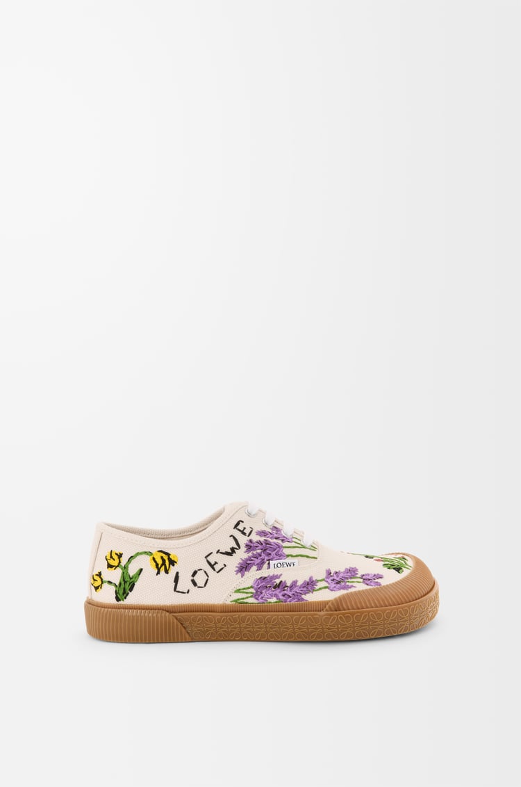 LOEWE Zapatilla Terra Vulca en lona bordada Crema/Multicolor