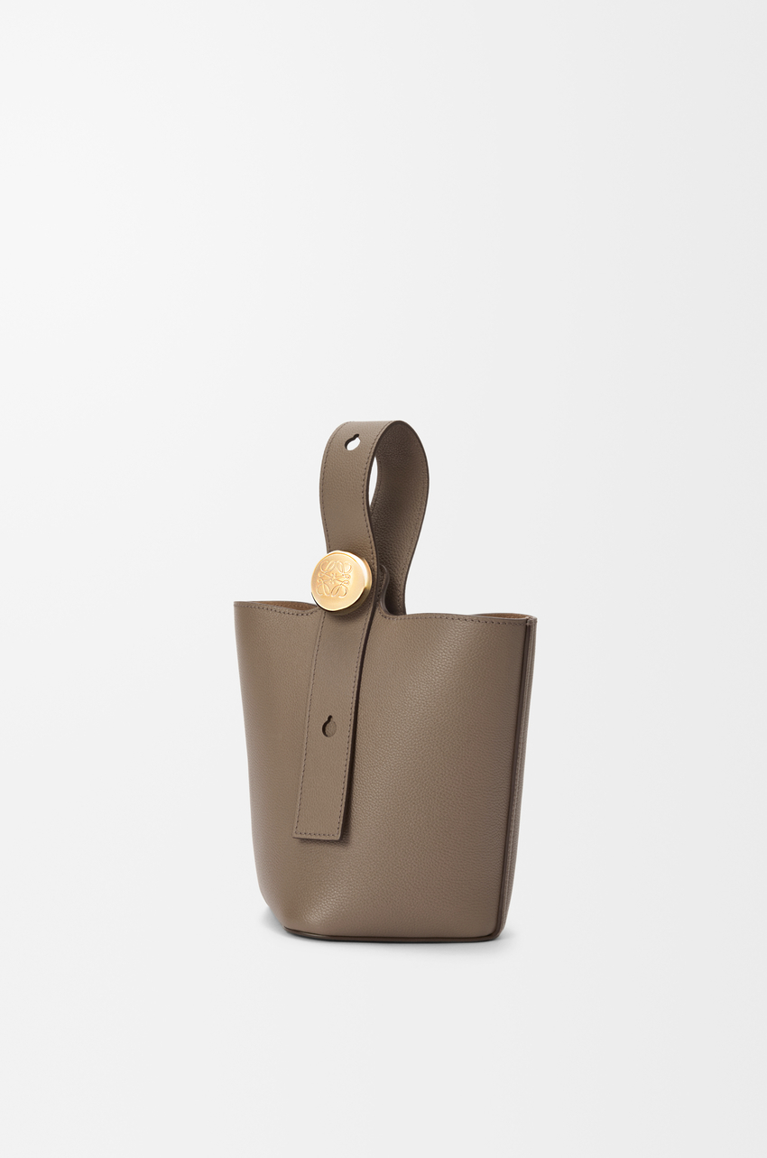 Mini Pebble bucket in soft grained calfskin