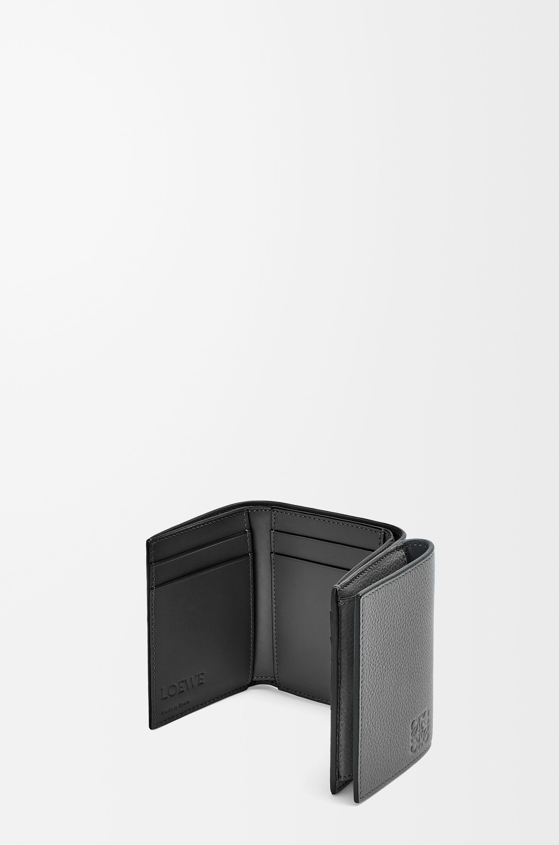 トライフォールド ウォレット（ソフトグレインカーフ） グレー - LOEWE