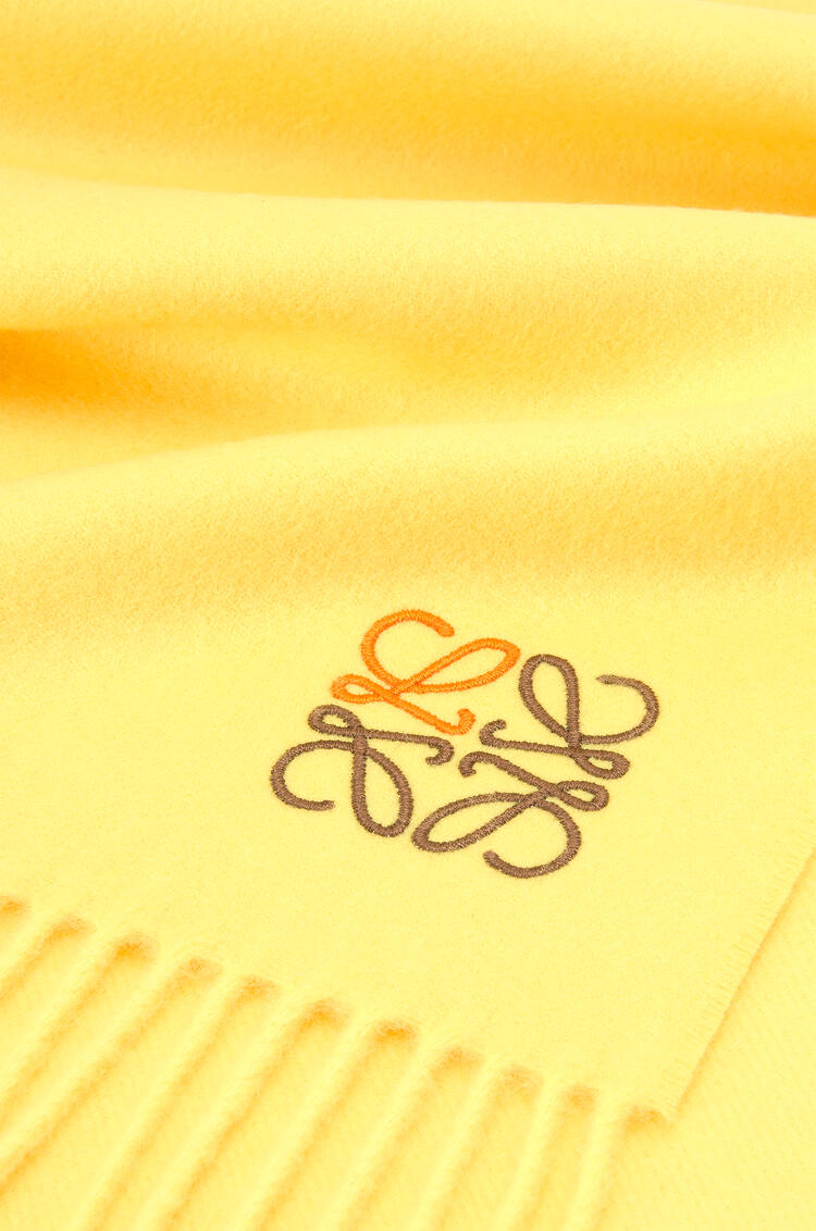 LOEWE Anagram scarf in cashmere Yellow pdp_rd