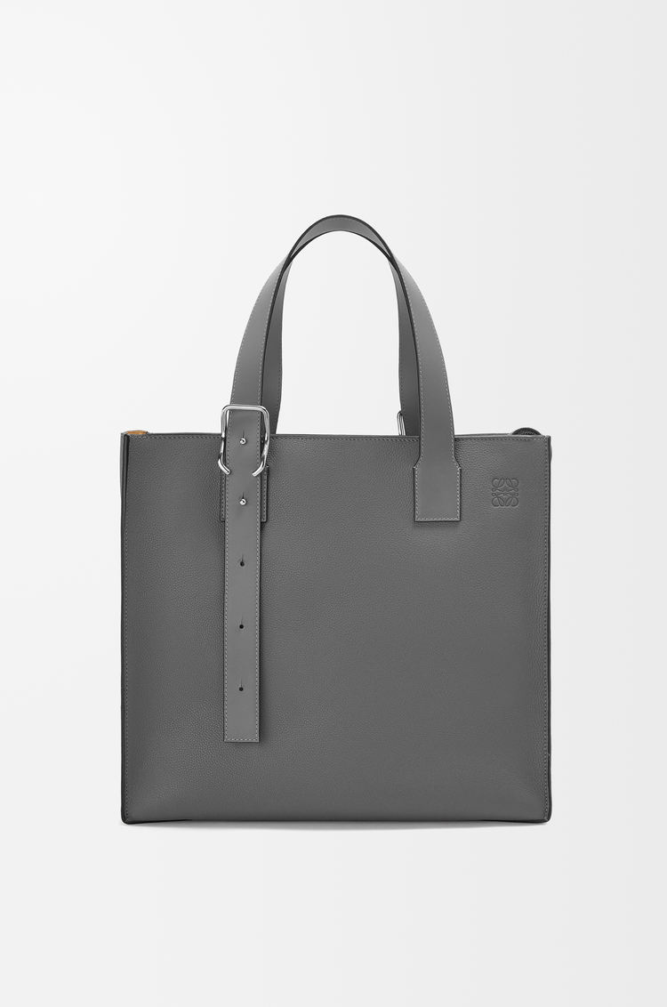 LOEWE Buckle Zip Tote Bag aus weichem, genarbtem Kalbsleder Anthrazit