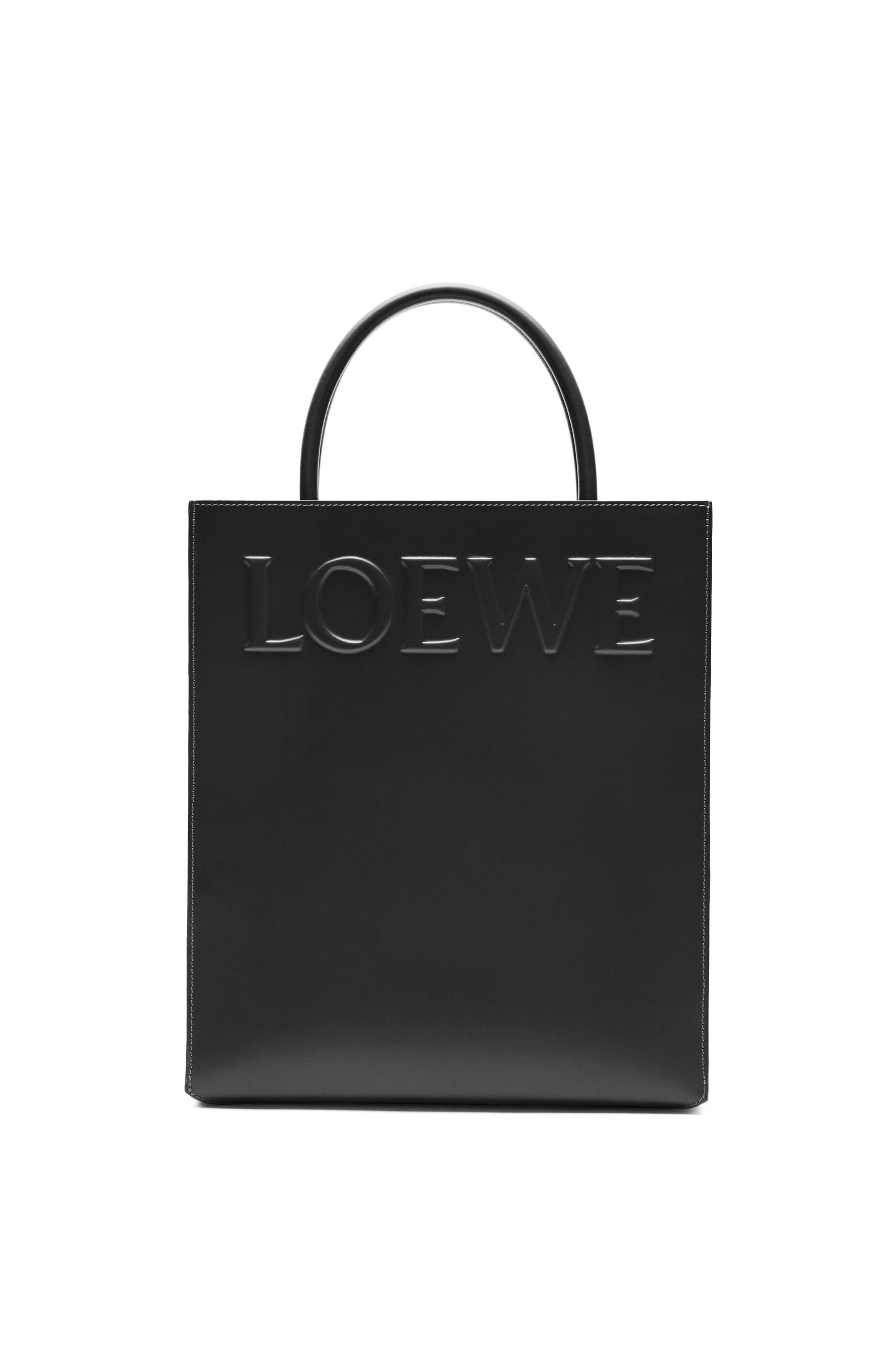 7の黒丸の箇所のアップが8ですLOEWE トート