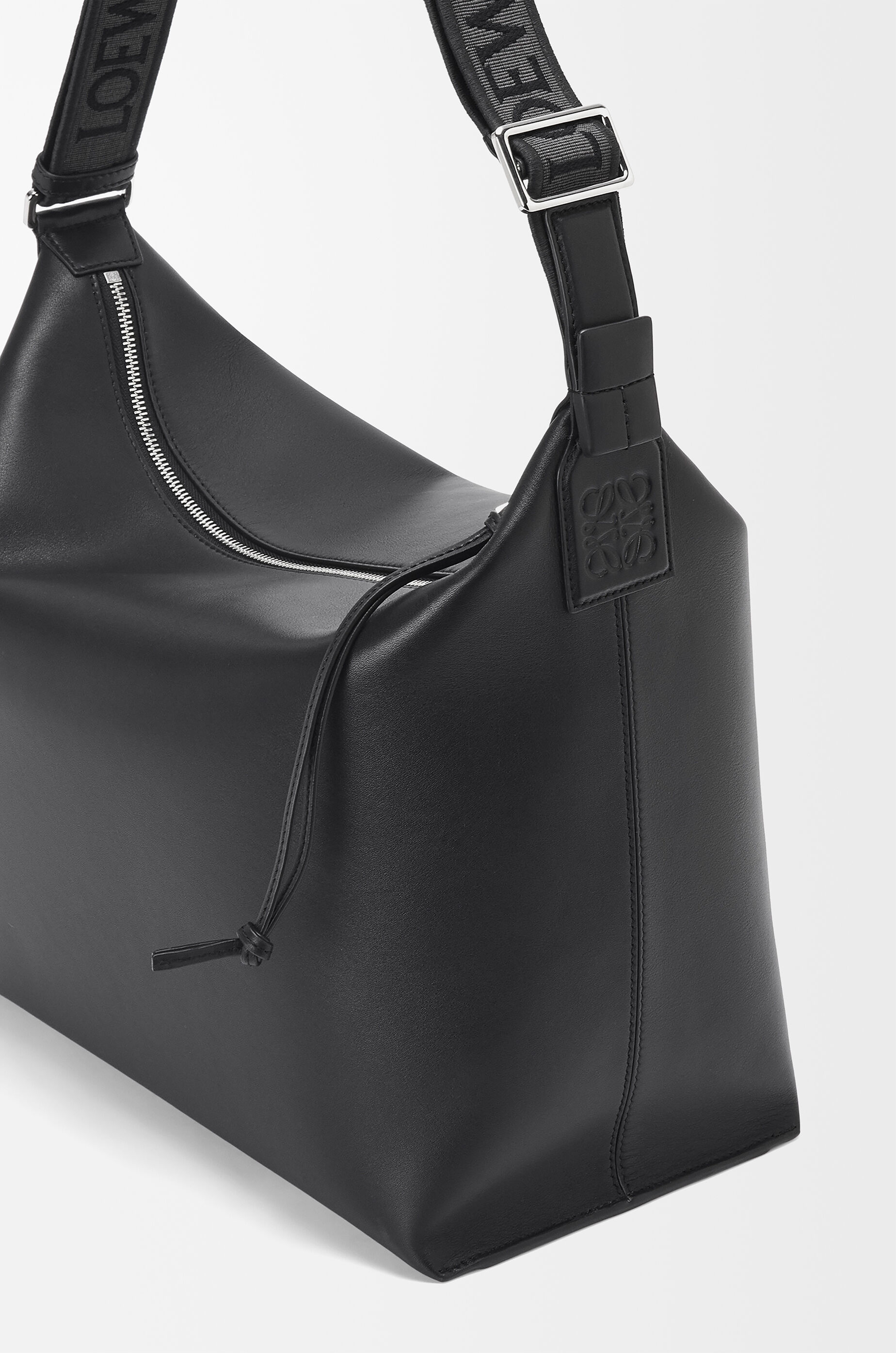 Cubi crossbody bag in supple smooth calfskin and jacquard