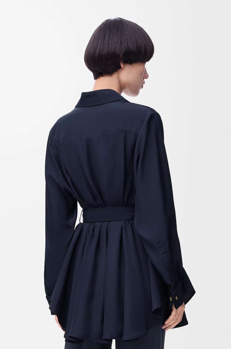 LOEWE Blusa en seda con cinturón Azul Marino