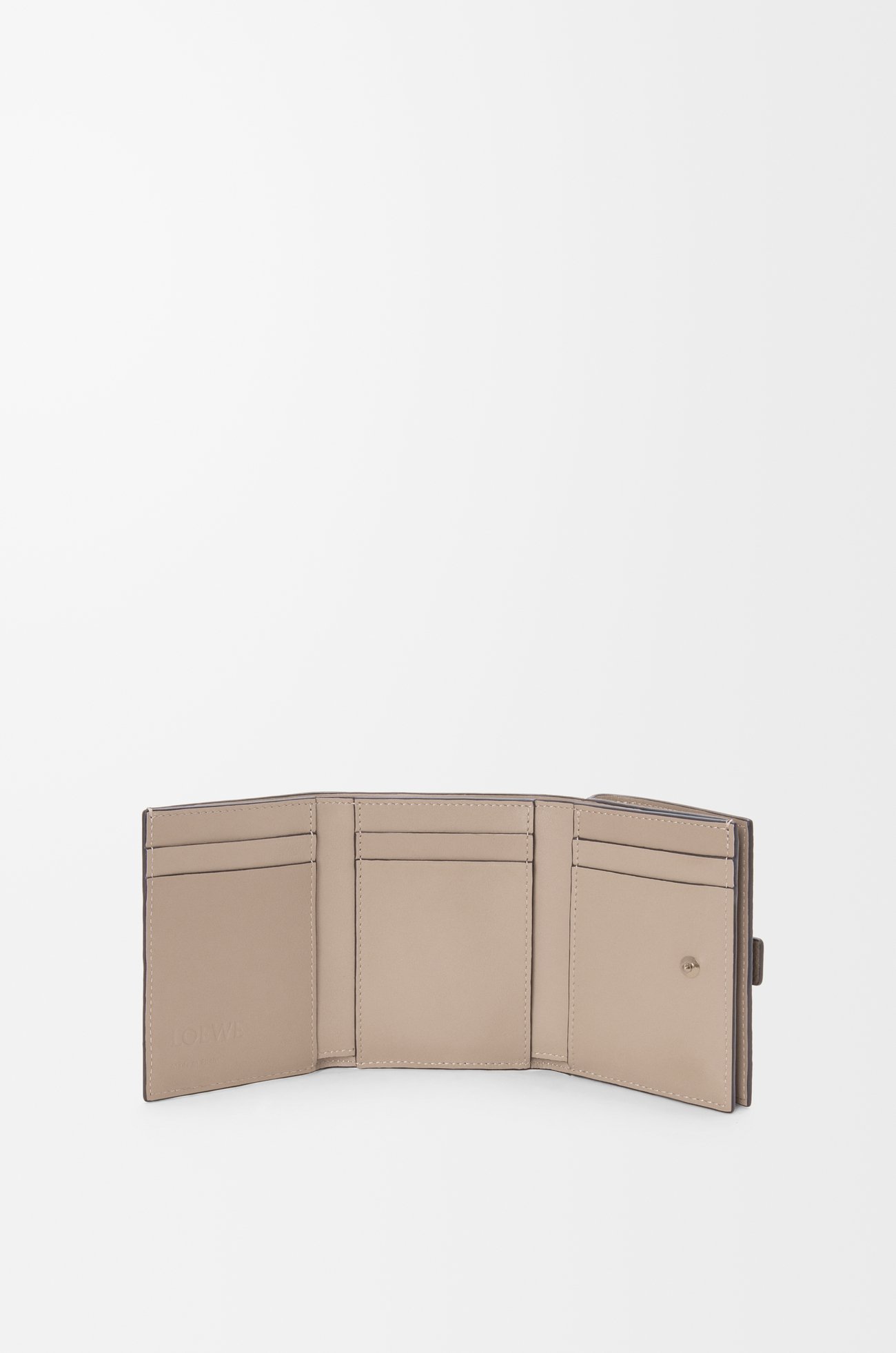 LOEWE Trifold wallet in soft grained calfskin Taupe/Talc