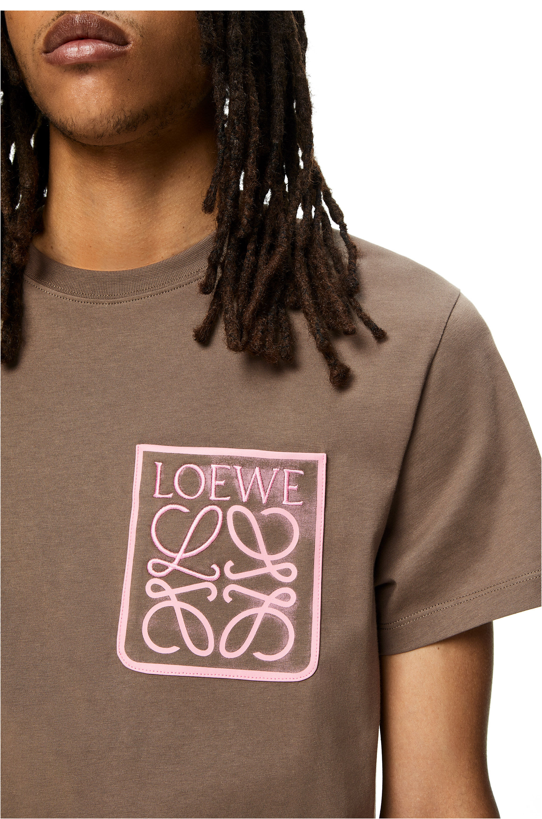 アナグラム フェイクポケット Tシャツ (コットン) ウォームグレー - LOEWE