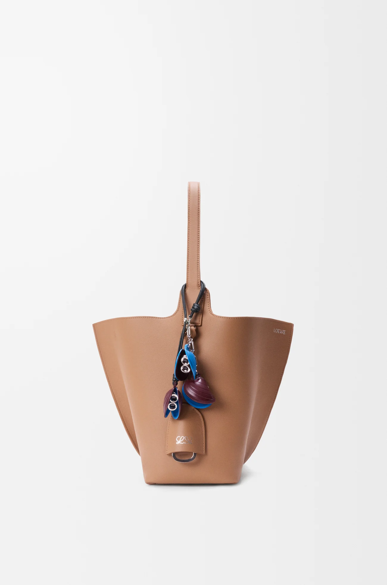 LOEWE Shell charm in calfskin Blue/Red
