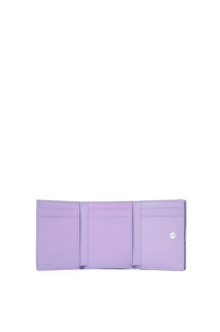LOEWE Anagram trifold wallet in pebble grain calfskin 淺粉紫色