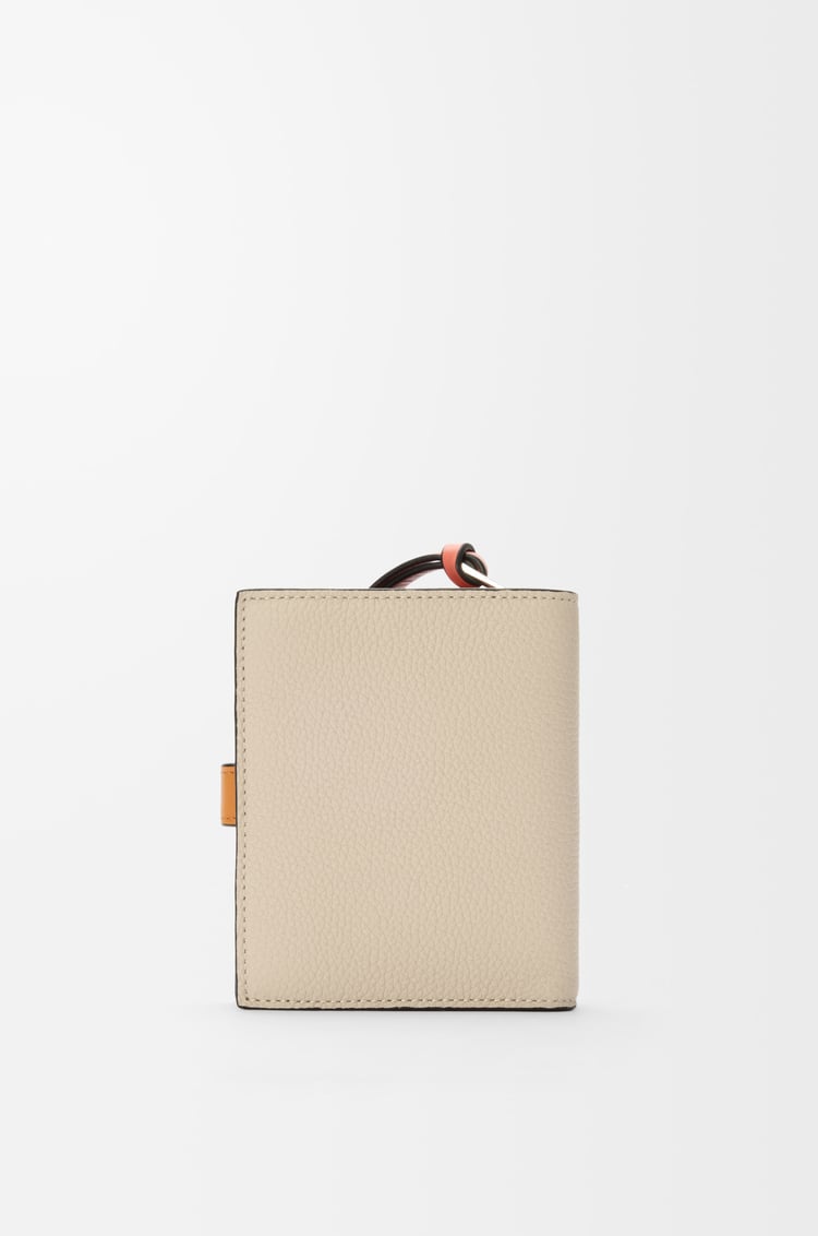 LOEWE Cartera compacta con cremallera en piel de ternera Avena Claro/Miel