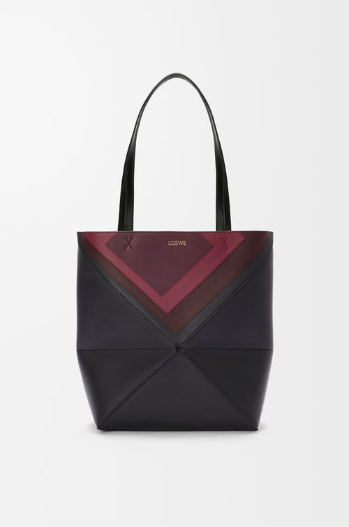 LOEWE Borsa Puzzle Fold Tote media in nappa di vitello Black/Burgundy