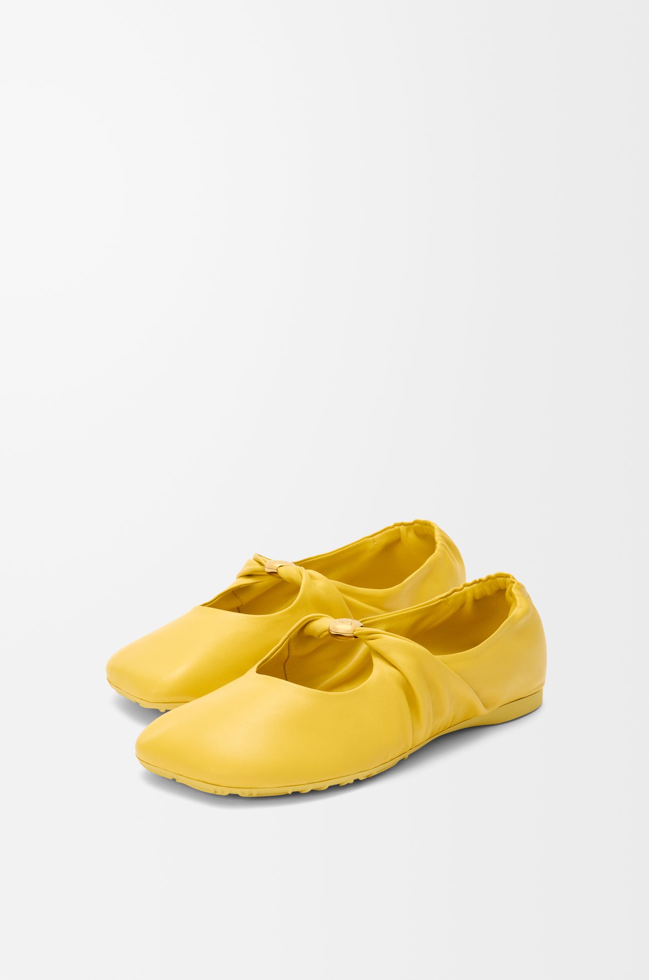 LOEWE Bailarina Pebble Soft en piel napa de cordero Diente De León