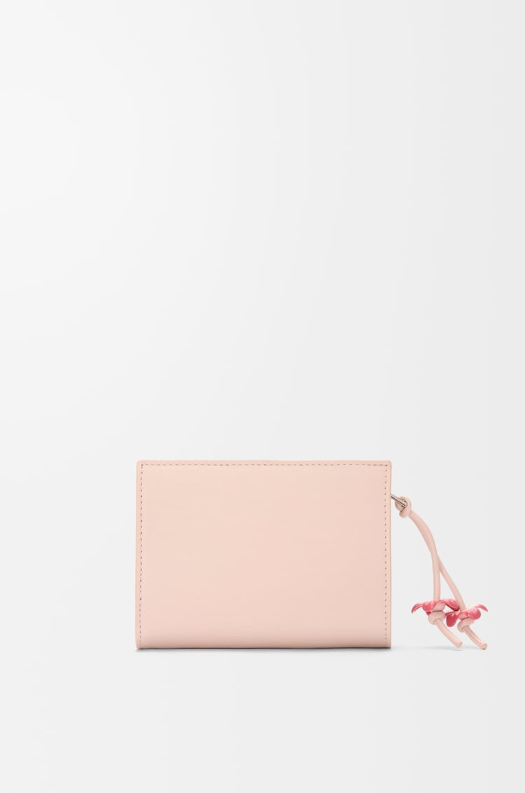 LOEWE コンパクト ウォレット（クラシックカーフ） タルク/キャンディ