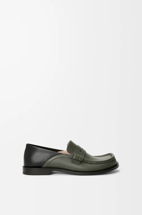 LOEWE Campo flap back loafer in waxy calfskin Sage/Black