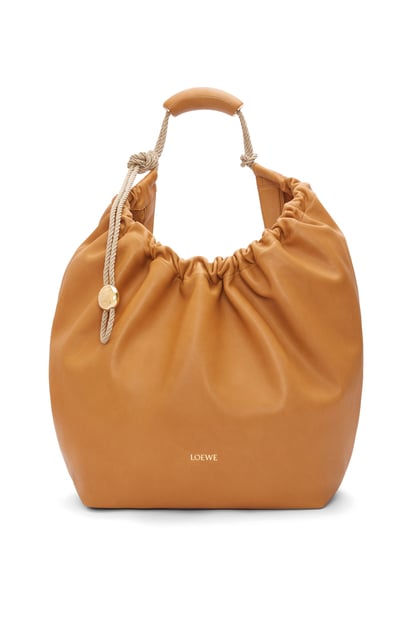 LOEWE XL Squeeze bag in natural calfskin Tan plp_rd