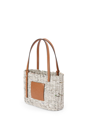 LOEWE Small Newspaper Square Basket bag in paper and calfskin Tan/Multicolor plp_rd