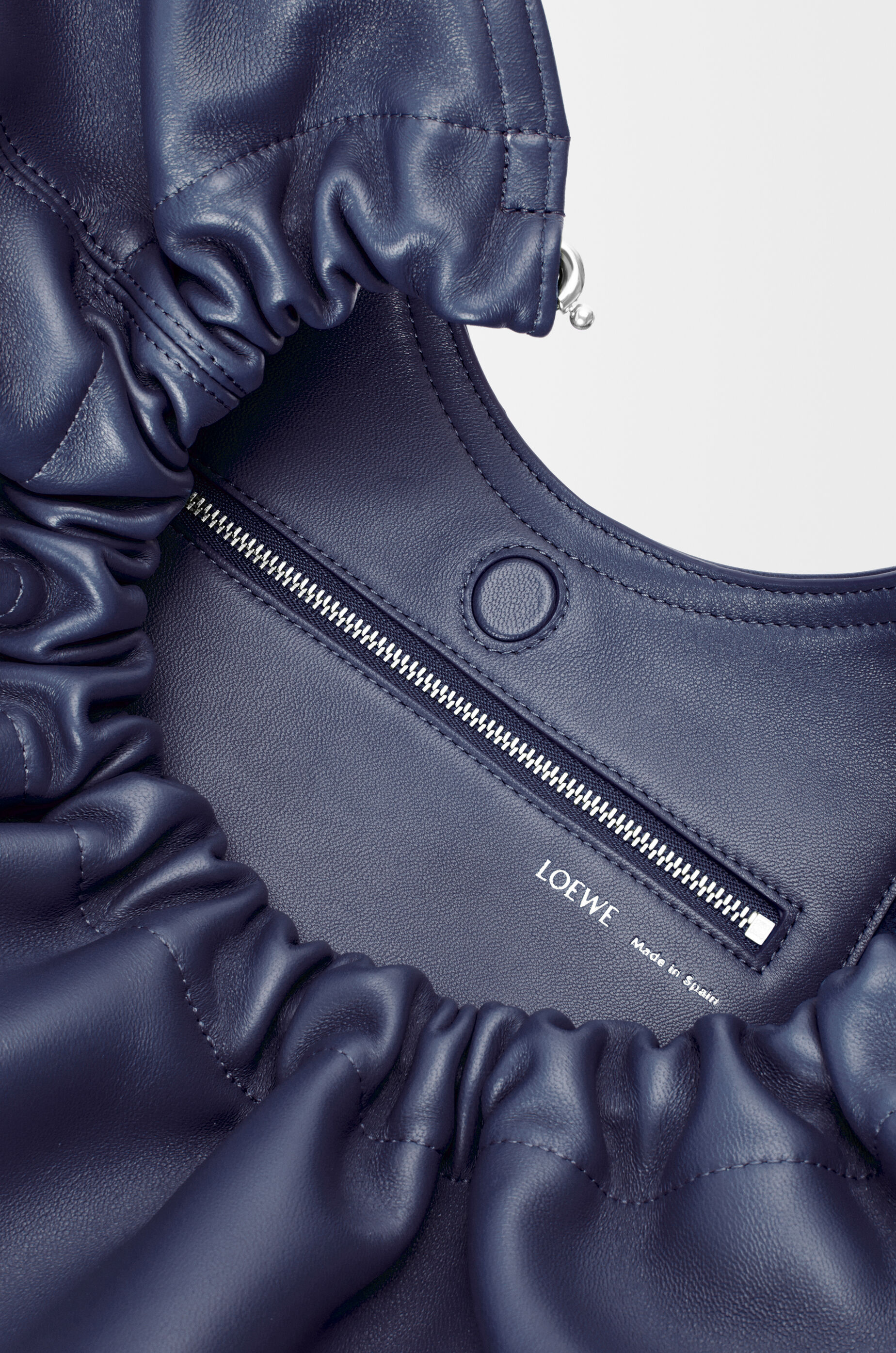 LOEWE Medium Squeeze bag in nappa lambskin Abyss Blue