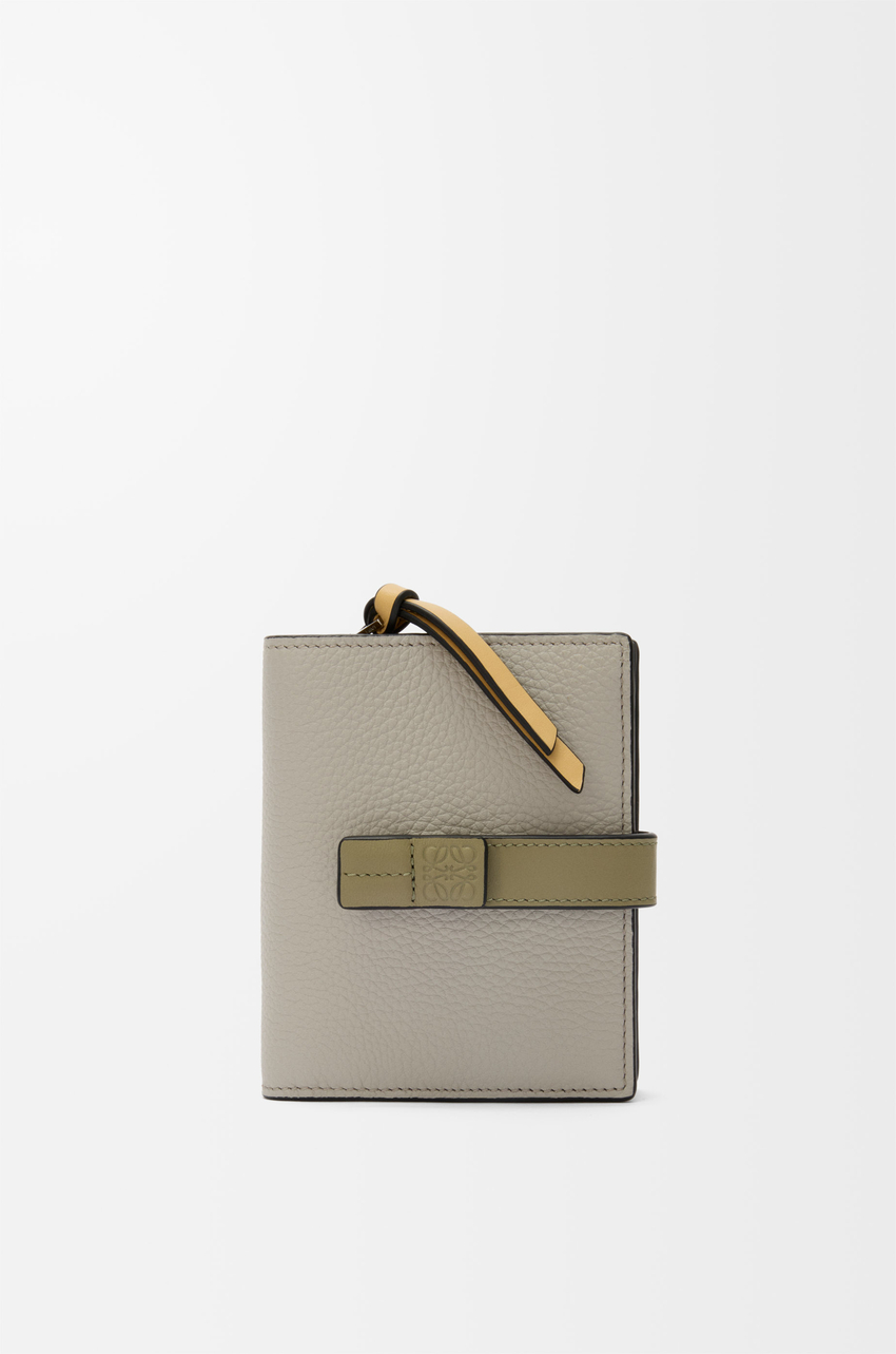 Compact zip wallet in soft grained calfskin