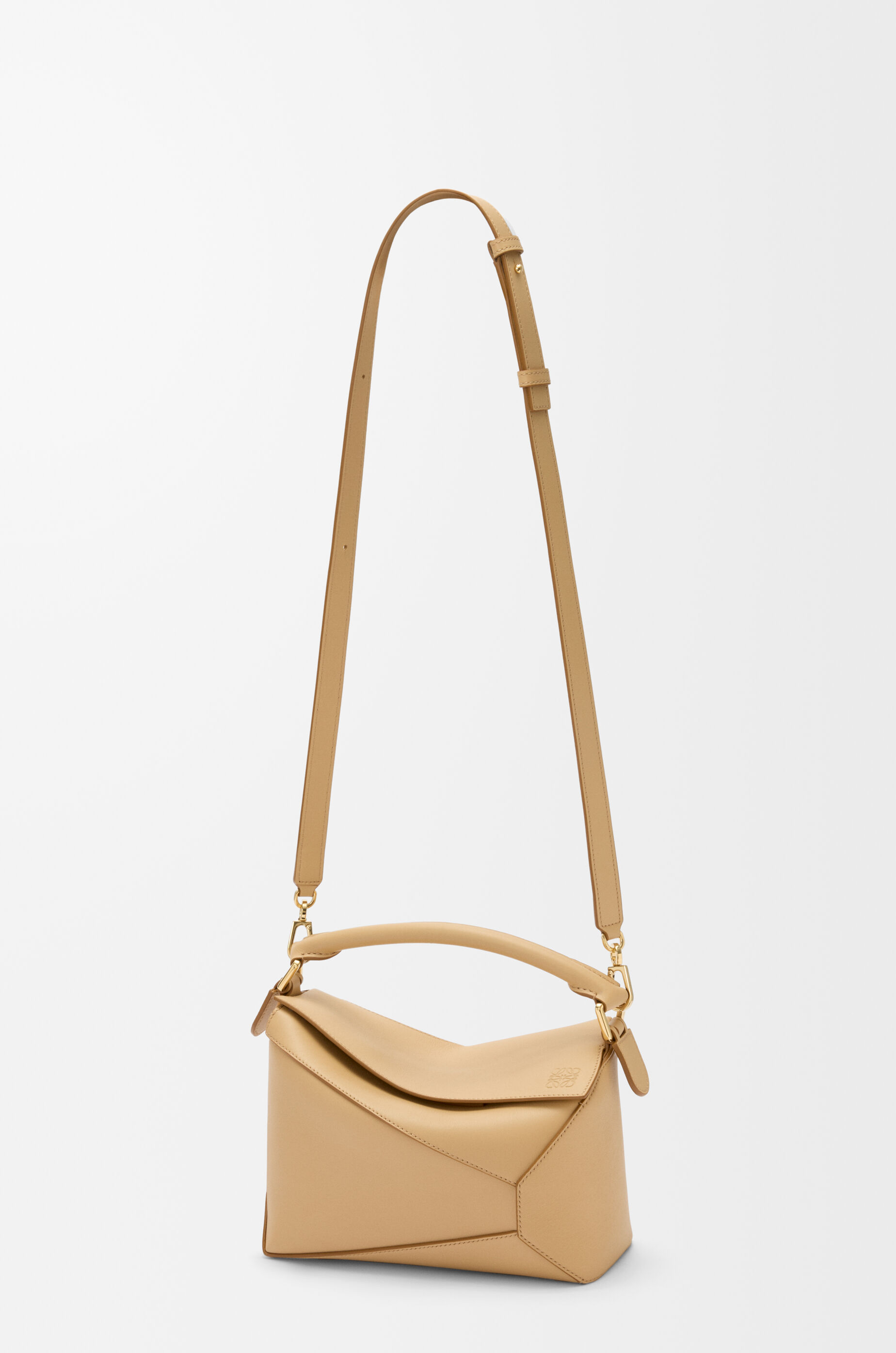 Small Puzzle Edge bag in classic calfskin Beige - LOEWE