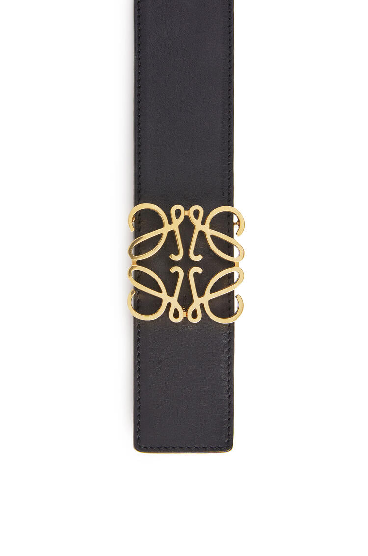 LOEWE Cinturón en piel de ternera lisa con anagrama y acabado de latón Negro/Oceano/Oro