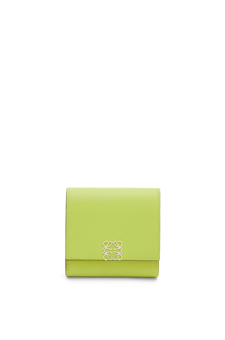 LOEWE アナグラム コンパクト フラップウォレット（ペブルグレインカーフ） グリーンビーン