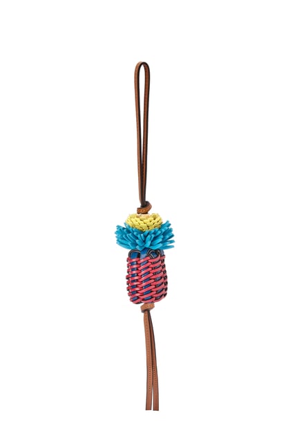 LOEWE Charm de cactus tejido en cuero Rosa/Azul plp_rd