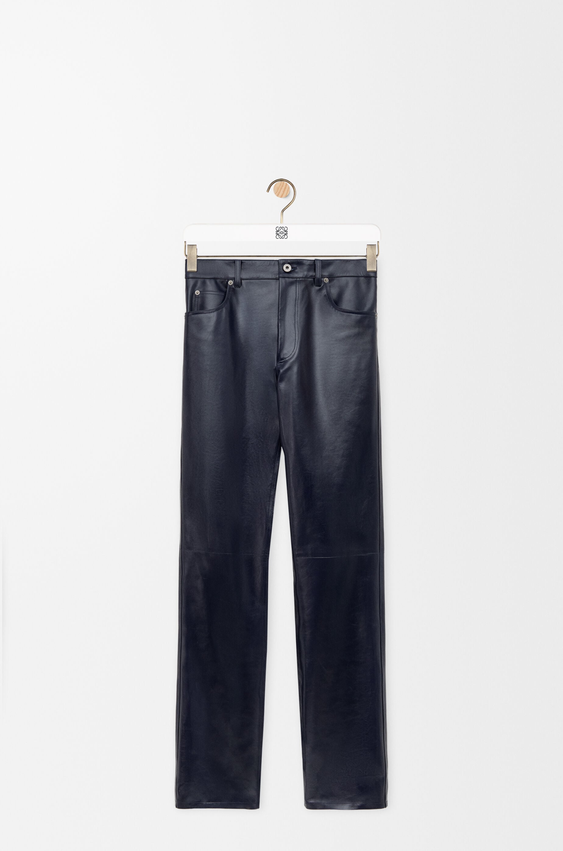 LOEWE トラウザーズ（ナパカーフ）