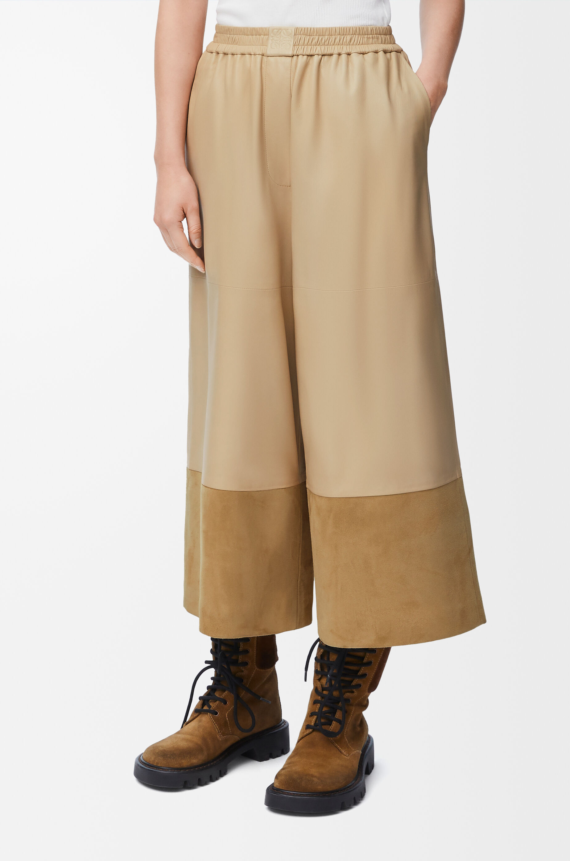 [宅送] Cropped Beige goatskin suede and lambskin nappa in trousers パンツ