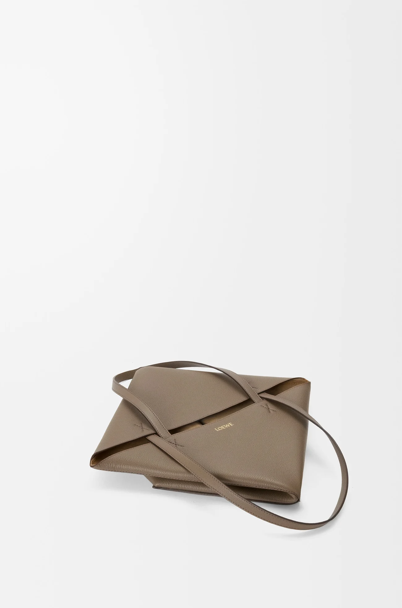LOEWE Puzzle Fold tote moyen en cuir de veau grainé souple Taupe